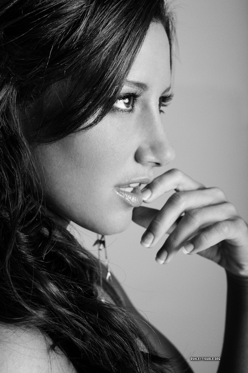 Ashley Tisdale - Foto 16