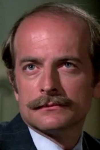 Poster de Episódio The Case Against McGarrett (1975)