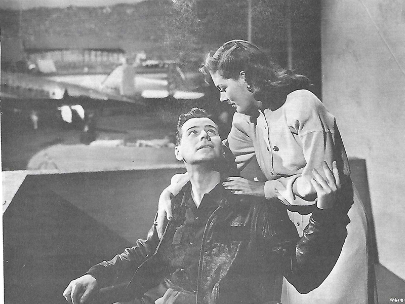 Foto 1 de Below the Deadline