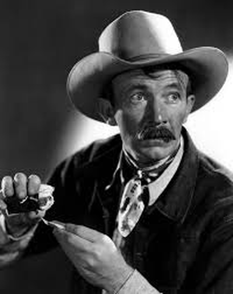 Walter Brennan - Foto 4