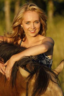 Amber Marshall - Poster / Capa / Cartaz - Oficial 1