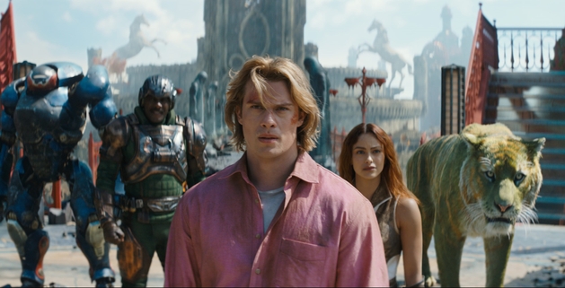 Elenco de Mestres do Universo vêm ao Brasil promover o filme