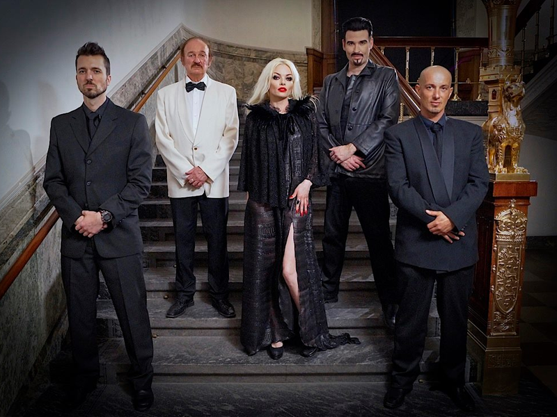 Foto 1 de The Enlightened One