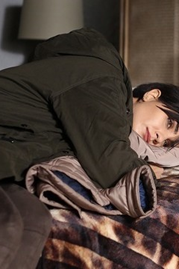 Poster de Episódio 12. Bölüm (2017)