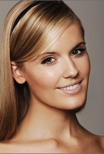 Maggie Grace - Poster 5
