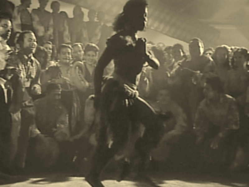 Foto 2 de Santa Entre Demônios