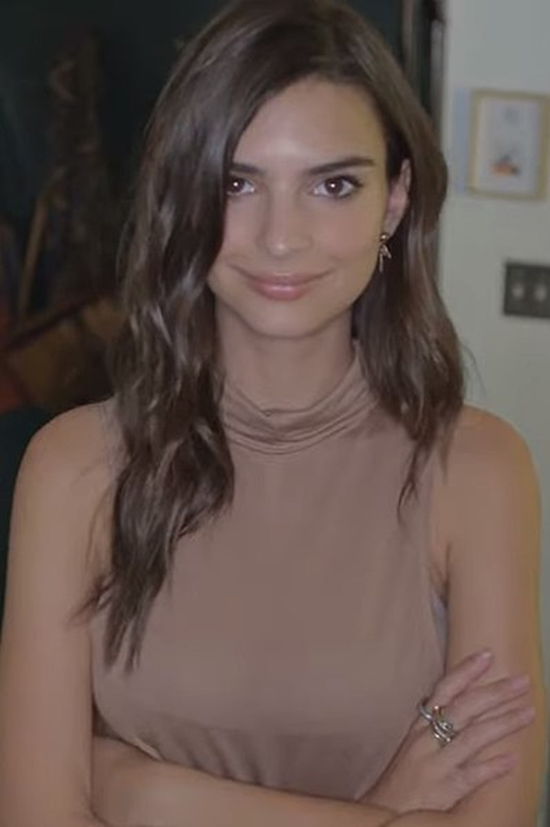 Emily Ratajkowski - Foto 1