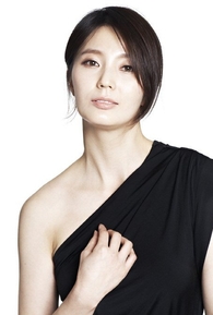 Ahn Hye Kyung (11 de Agosto de 1979) | Artista | Filmow