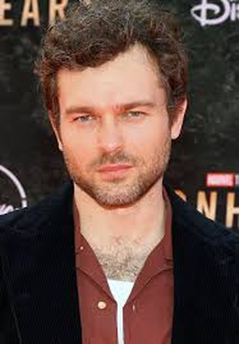 Alden Ehrenreich - Foto 4