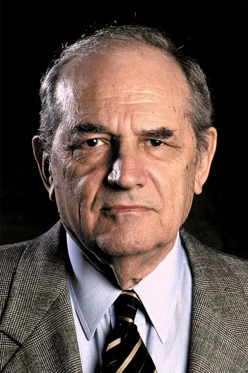 Steven Hill (I) - Foto 3