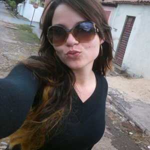 Foto de perfil de Carla Santos Lins