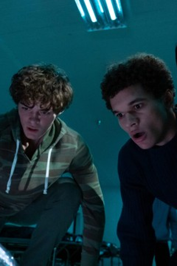 Poster de Episódio Trophic Cascade (2023)