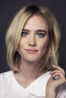 Mackenzie Davis - Poster 2