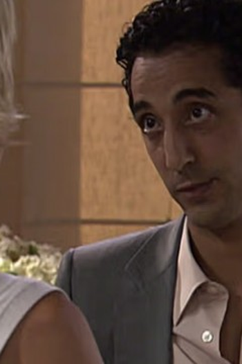 Poster de Episódio Épisode 254 (2005)