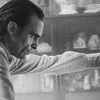 Diretor de Coringa faz anúncio com nova imagem de Joaquin Phoenix