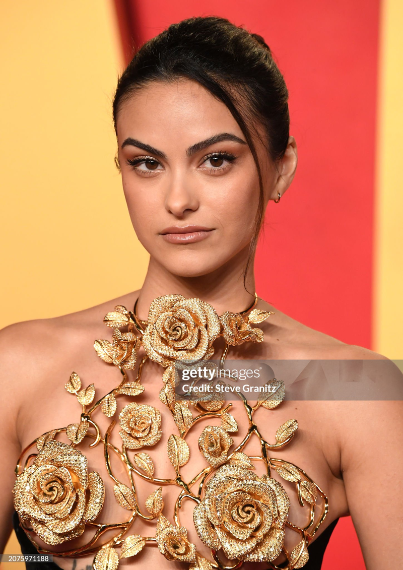 Camila Mendes - Foto 3