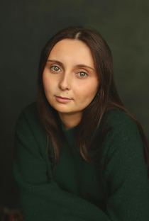 Olivia Edwards (V) - Poster 1