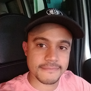 Foto de perfil de Charles