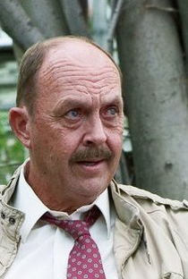 John Ashton (I) - Poster 2