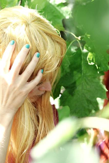  de Curta Shaking The Habitual (2013)