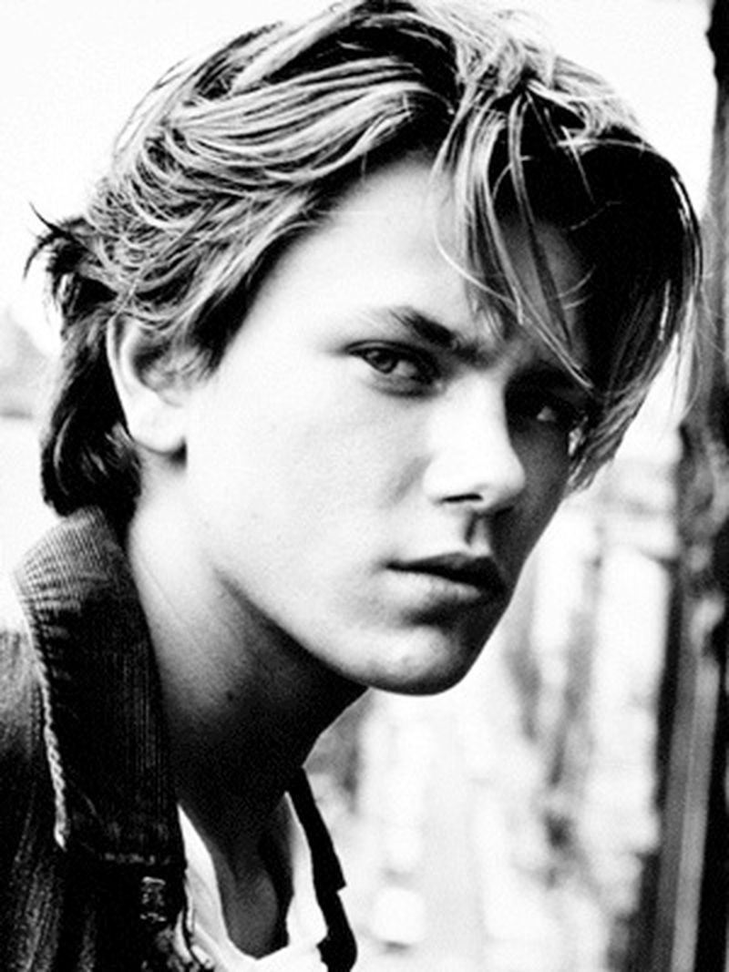 River Phoenix - Foto 10