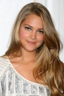 Esti Ginzburg - Poster 1