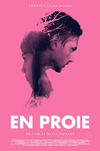  de Curta En proie (2016)