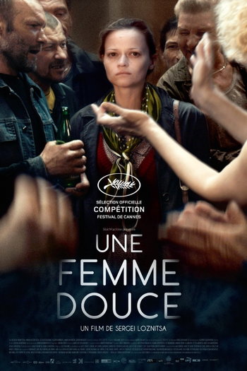  de Filme Uma Criatura Gentil (2017)