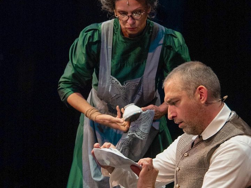 Foto 11 de A Legend Named Holmes (Play)