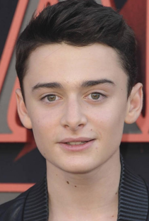 Noah Schnapp - Poster 1