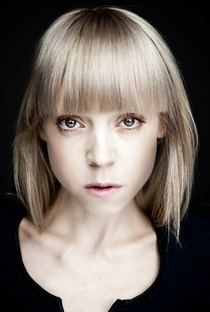 Antonia Campbell-Hughes - Poster 1