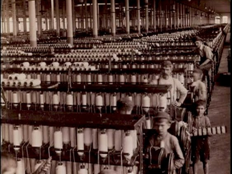 Foto 1 de Capitalism: Child Labor