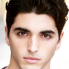 Taylor Zakhar Perez - Foto 4