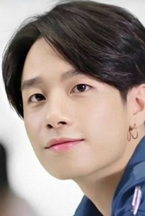 Prom Ratchapat Worrasarn - Poster 1