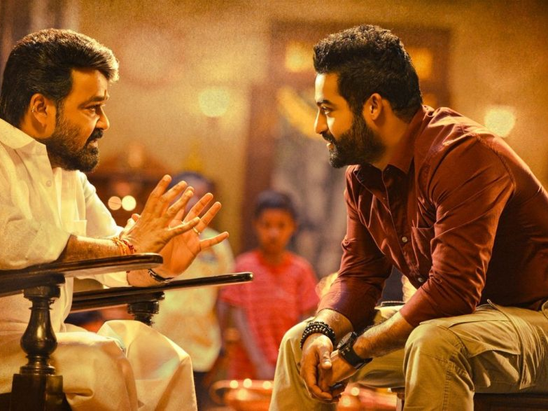 Foto 10 de Janatha Garage