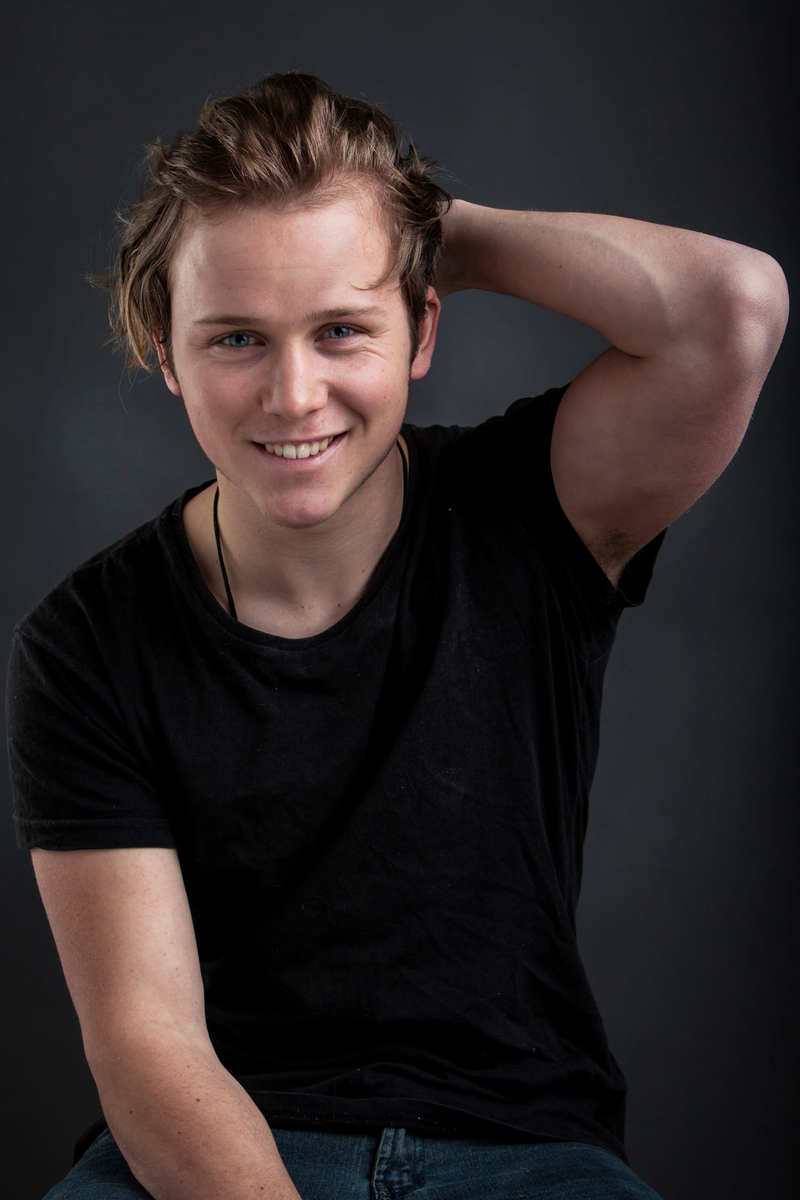 Garion Dowds - Foto 1