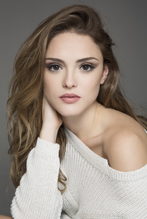 Isabelle Drummond - Poster / Capa / Cartaz - Oficial 2