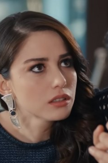 Poster de Episódio Oyuna Devam (2015)