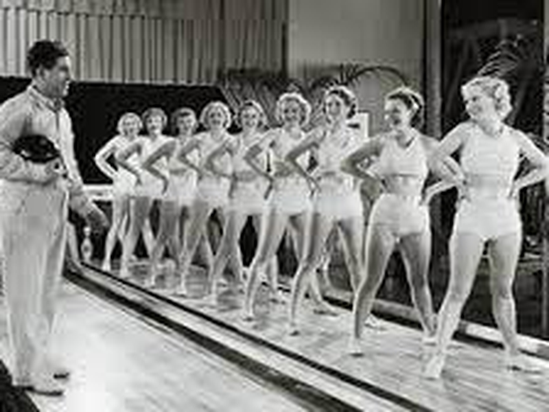 Foto 2 de Strikes and Spares