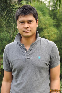 Iqbal Pakula - Poster / Capa / Cartaz - Oficial 1