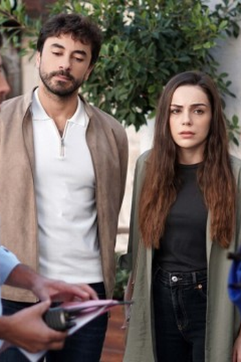 Poster de Episódio 18. Bölüm (2021)