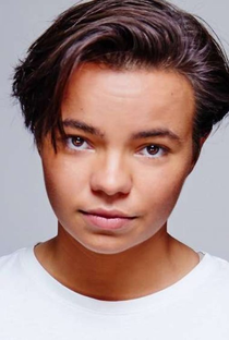 Zoe Terakes - Poster 1