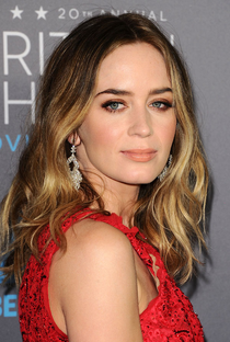 Emily Blunt - Poster 1