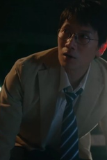 정체가 뭐예요? 정말 판사예요? (정체가 뭐예요? 정말 판사예요?)