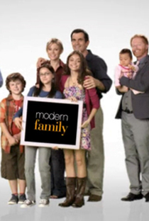 Família Moderna (2ª Temporada) - Poster / Capa / Cartaz - Oficial 3
