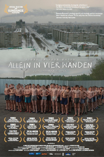 Poster de Filme Alone in Four Walls (2007)