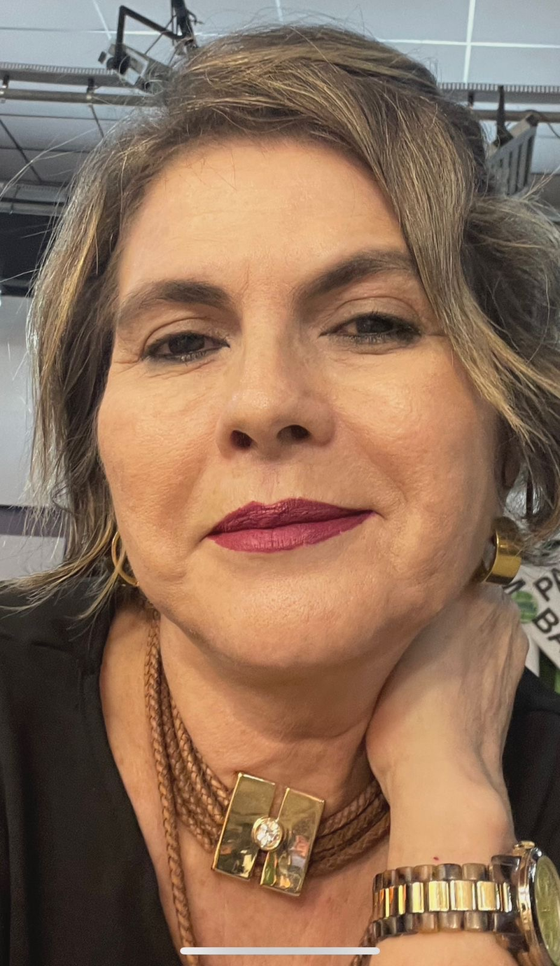Aila - Foto 1