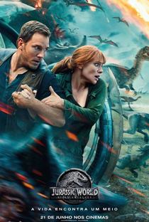 Jurassic World: Reino Ameaçado - Poster / Capa / Cartaz - Oficial 3