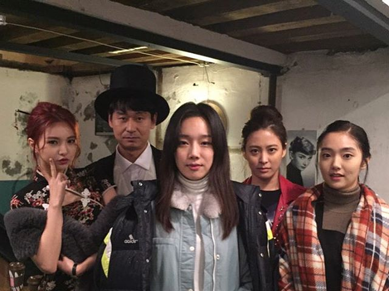 Foto 2 de Lily Fever