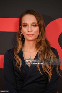 Molly Windsor - Poster 1